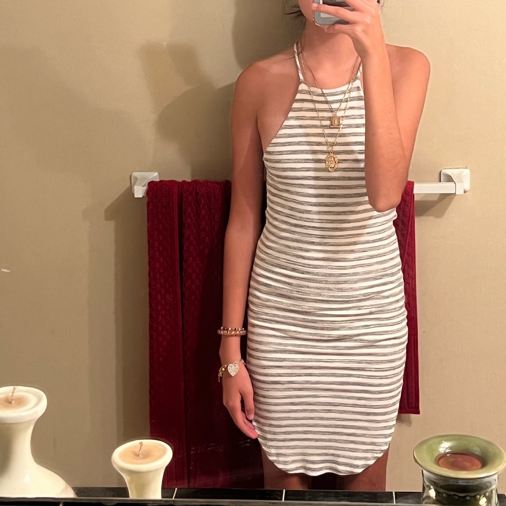 Cute gray & white stripes dress! NEW CONDITION